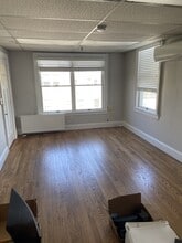 58 Maple Ave, Morristown, NJ à louer Photo intérieure– Image 2 sur 5