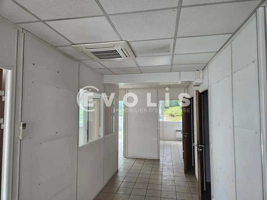 8 Rue Jacqueline Auriol, Chilly-Mazarin à louer Photo intérieure– Image 1 sur 2