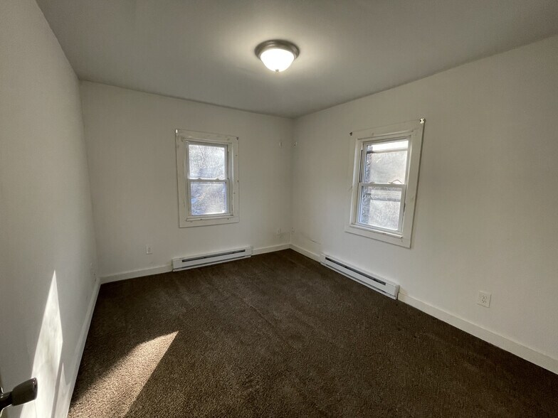 13 US Highway 206 S, Sandyston, NJ à vendre - Photo de l’immeuble – Image 2 sur 27