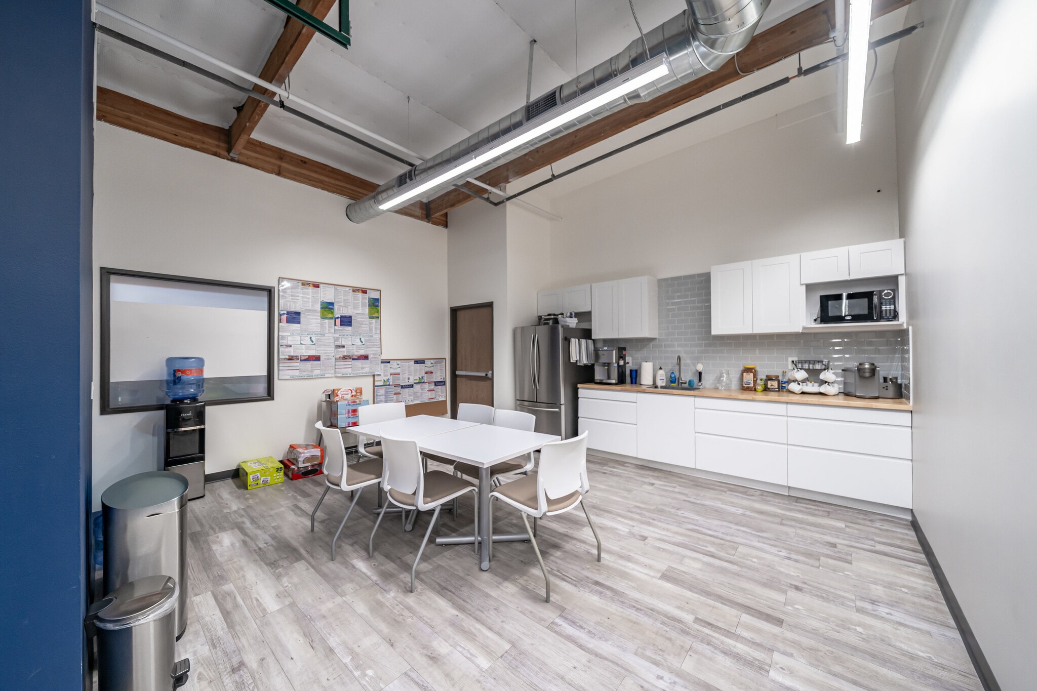 34 Mauchly, Irvine, CA à louer Photo intérieure– Image 1 sur 10