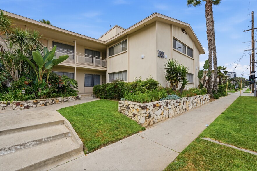 3575 S Sepulveda Blvd, Los Angeles, CA à vendre - Photo de l’immeuble – Image 3 sur 22