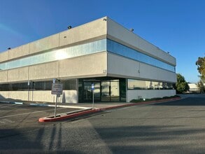 41805 Albrae St, Fremont, CA à vendre Photo de l’immeuble– Image 1 sur 1