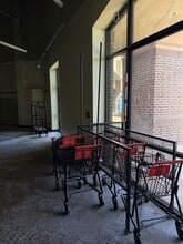 8000-8022 NW 39th Expressway, Bethany, OK à louer Photo intérieure– Image 1 sur 5