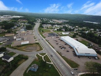 Plus de détails pour 811 Reeves St, Port Hawkesbury, NS - Bureau à louer