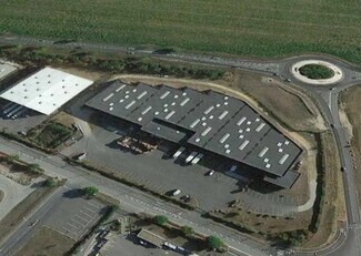 Plus de détails pour 1 Avenue Beaumontoir, Louvres - Bureau, Industriel/Logistique à louer