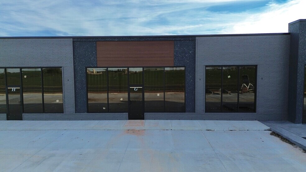 550 NE 24th St, Newcastle, OK à louer - Photo de l’immeuble – Image 2 sur 17
