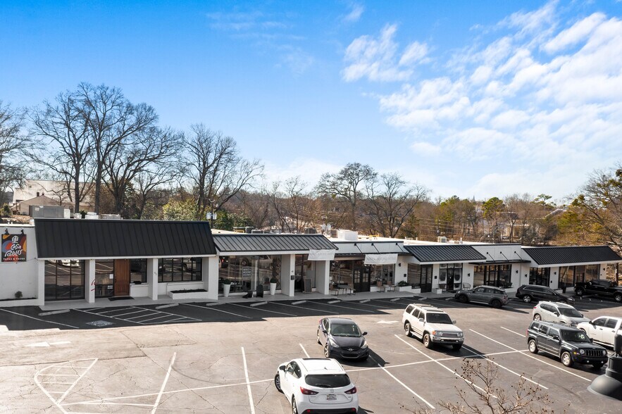 23-45 Oak St, Roswell, GA à louer - Photo de l’immeuble – Image 1 sur 11