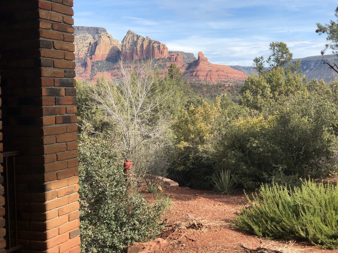 1120 W Highway 89A, Sedona, AZ à louer Photo de l’immeuble– Image 1 sur 10