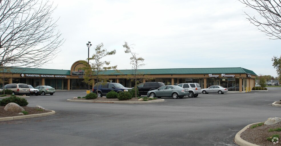 Vineyard Square Plaza portefeuille de 7 biens à vendre sur LoopNet.fr - Photo principale – Image 2 sur 6