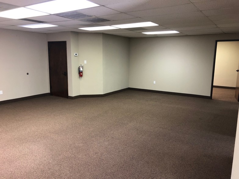 3216 W Park Row Dr, Pantego, TX à louer - Photo intérieure – Image 3 sur 5