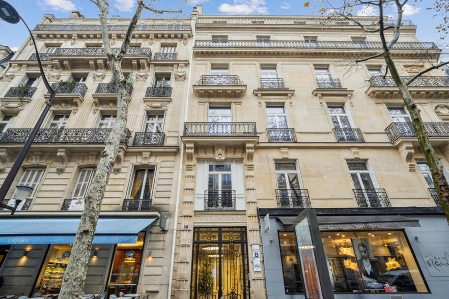 57 Avenue Franklin D. Roosevelt, Paris à louer - Photo de l’immeuble – Image 3 sur 19