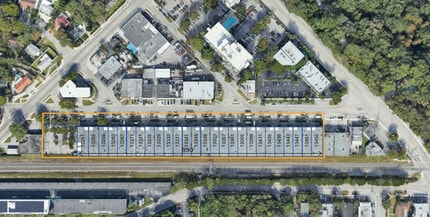 13251-13455 NE 17th Ave, Miami, FL à louer Photo de l’immeuble– Image 1 sur 1