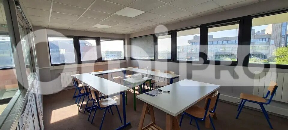 Bureau dans Plérin à louer - Photo de l’immeuble – Image 3 sur 7
