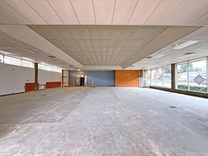 2 E Washington St, Petaluma, CA à louer Photo intérieure– Image 1 sur 3