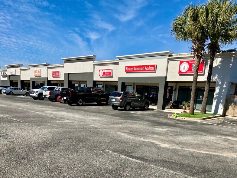 9526-9542 Navarre Pky, Navarre, FL à louer - Photo de l’immeuble – Image 3 sur 6