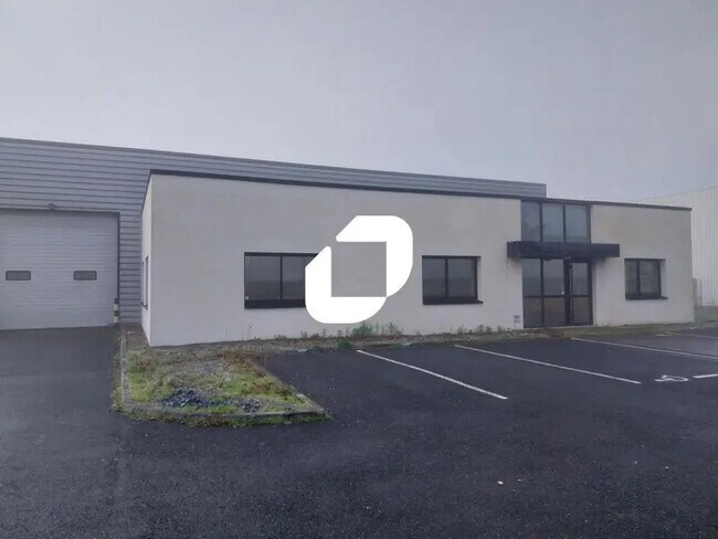 Plus de détails pour Bureau, Local d'activités à louer