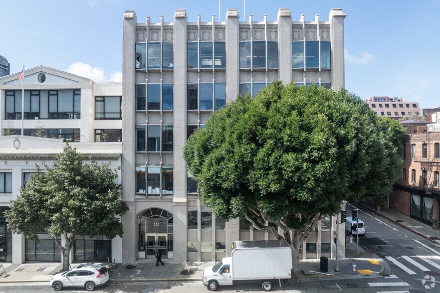 755 Sansome St, San Francisco, CA à louer - Photo de l’immeuble – Image 1 sur 10
