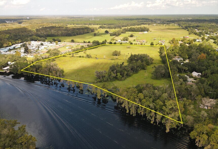 2738 Botts Landing Rd, Deland, FL à vendre - Aérien – Image 1 sur 9