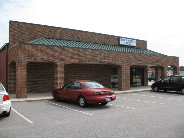 3904-3946 Bishop Rd, Rocky Mount, NC à louer - Photo de l’immeuble – Image 3 sur 6