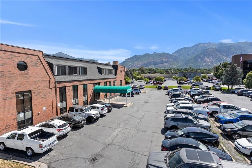 205 26th St, Ogden, UT à louer - Photo de l’immeuble – Image 2 sur 19