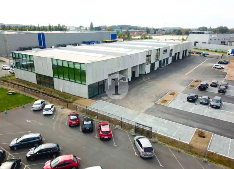 Local d’activités dans Marquette-lez-Lille à louer - Photo de l’immeuble – Image 2 sur 6