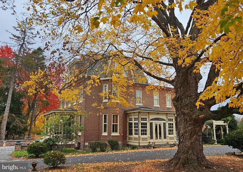 40-28 Conrow Rd, Delran, NJ à vendre - Photo de l’immeuble – Image 2 sur 11