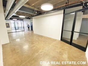 731 S Broadway, Los Angeles, CA à louer Photo intérieure– Image 2 sur 16