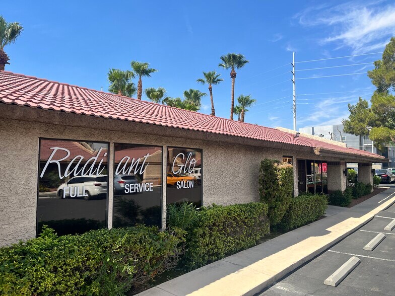 4306-4324 S Eastern Ave, Las Vegas, NV à louer - Photo de l’immeuble – Image 2 sur 7