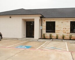 Plus de détails pour 625 Regal Row, Montgomery, TX - Bureau à louer