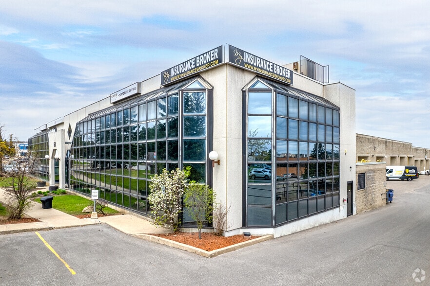 50 W Wilmot St, Richmond Hill, ON à louer - Photo de l’immeuble – Image 2 sur 28