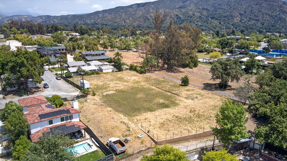 601 Pearl St, Ojai, CA à vendre - Photo de l’immeuble – Image 2 sur 12