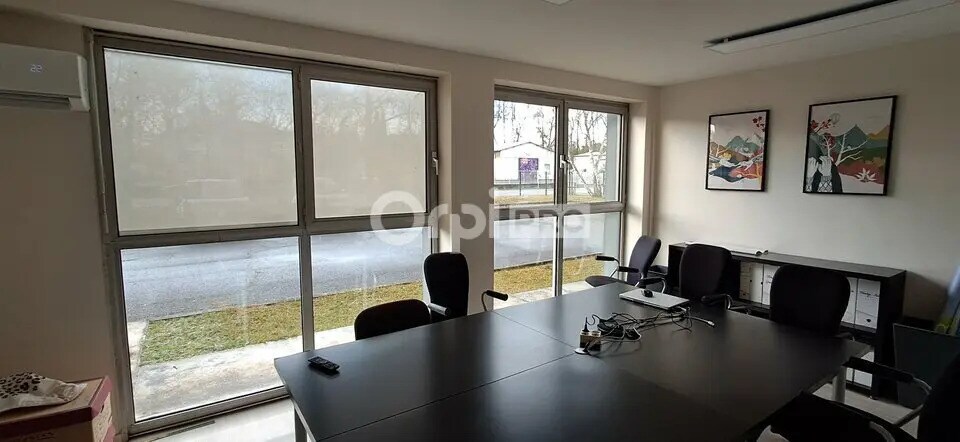 Bureau dans Pau à louer - Photo de l’immeuble – Image 3 sur 9