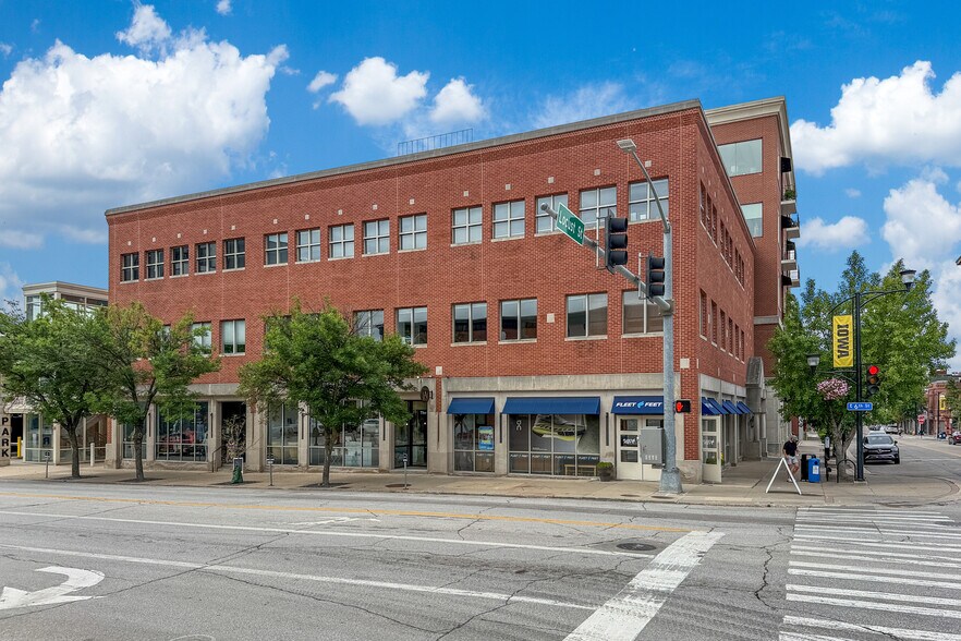521 E Locust St, Des Moines, IA à louer - Photo de l’immeuble – Image 2 sur 3