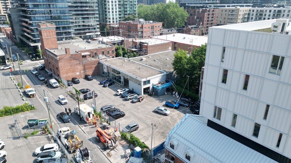 280 Rue Young, Montréal, QC à louer - Photo de l’immeuble – Image 2 sur 15