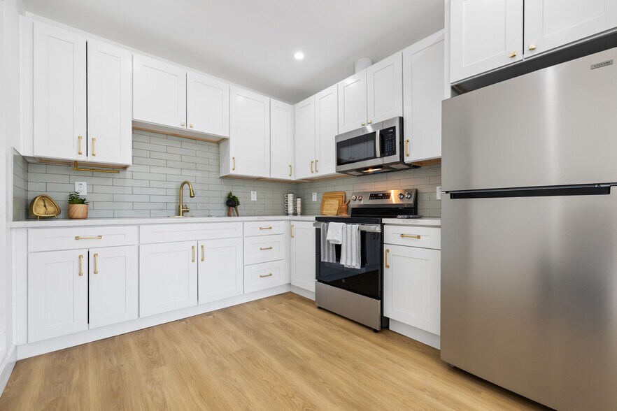 742 Jefferson Ave, Chula Vista, CA à vendre - Photo de l’immeuble – Image 2 sur 14