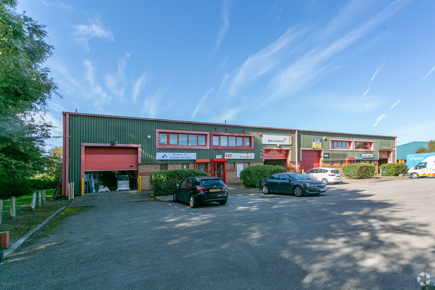 Clearwater Rd, Newport à louer - Photo de l’immeuble – Image 2 sur 4