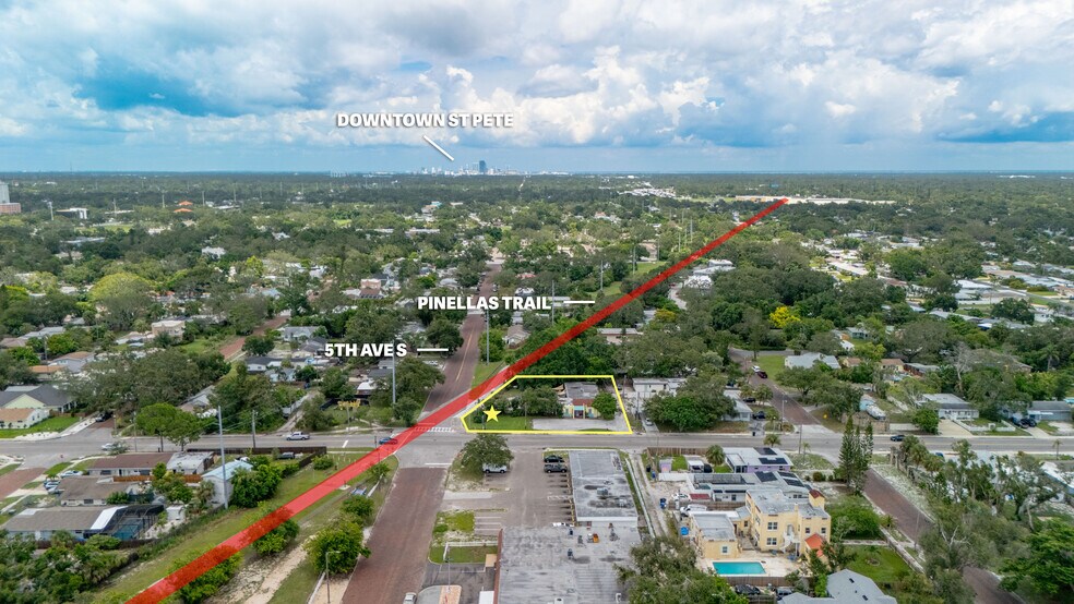 500 64th St S, Saint Petersburg, FL à vendre - Photo de l’immeuble – Image 2 sur 10