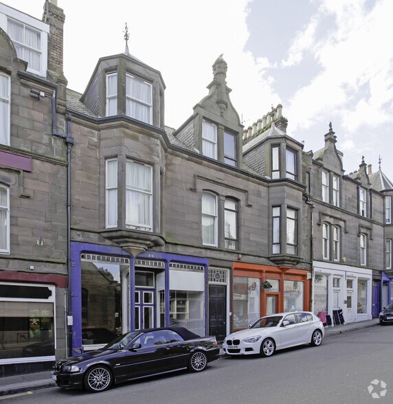 16 George St, Montrose à vendre - Photo principale – Image 1 sur 2