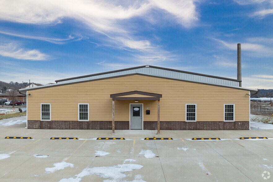 180 Hollywood Dr, Butler, PA à louer - Photo de l’immeuble – Image 3 sur 4