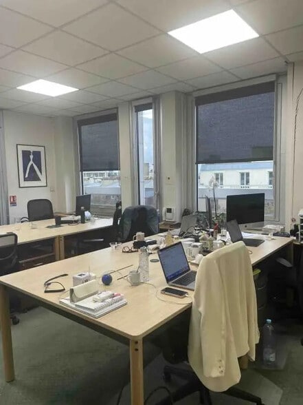 Bureau dans Paris à louer - Photo de l’immeuble – Image 2 sur 11