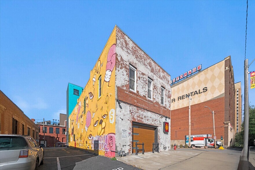 1600 Locust St, Kansas City, MO à vendre - Photo de l’immeuble – Image 3 sur 11