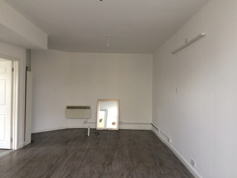 89 Skene Sq, Aberdeen à louer - Photo de l’immeuble – Image 3 sur 8