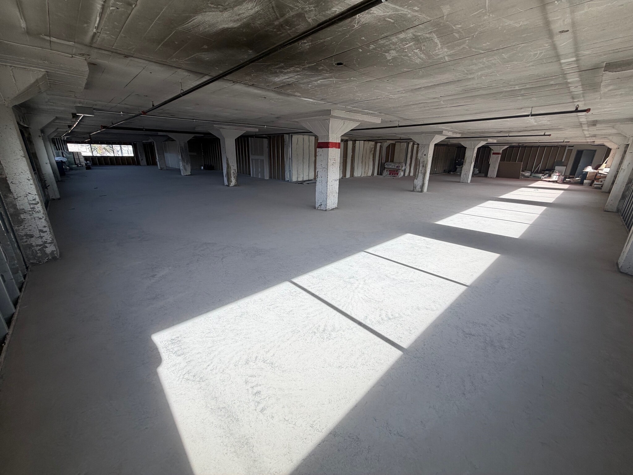 1125 Texas Ave, El Paso, TX à louer Photo intérieure– Image 1 sur 1