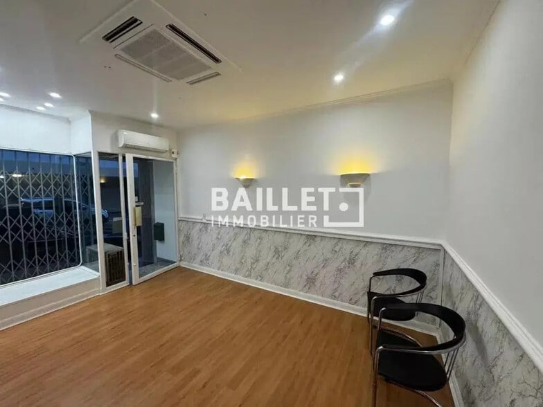 Local commercial dans Nice à louer - Photo intérieure – Image 2 sur 11