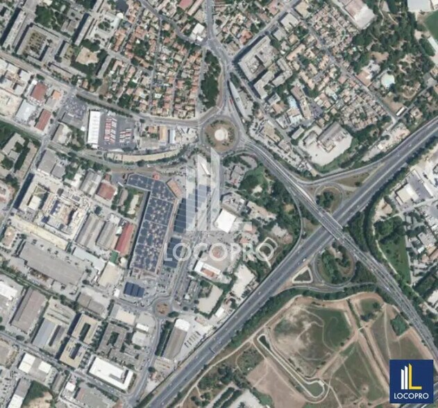 Local commercial dans Montpellier à louer - Photo de l’immeuble – Image 1 sur 4