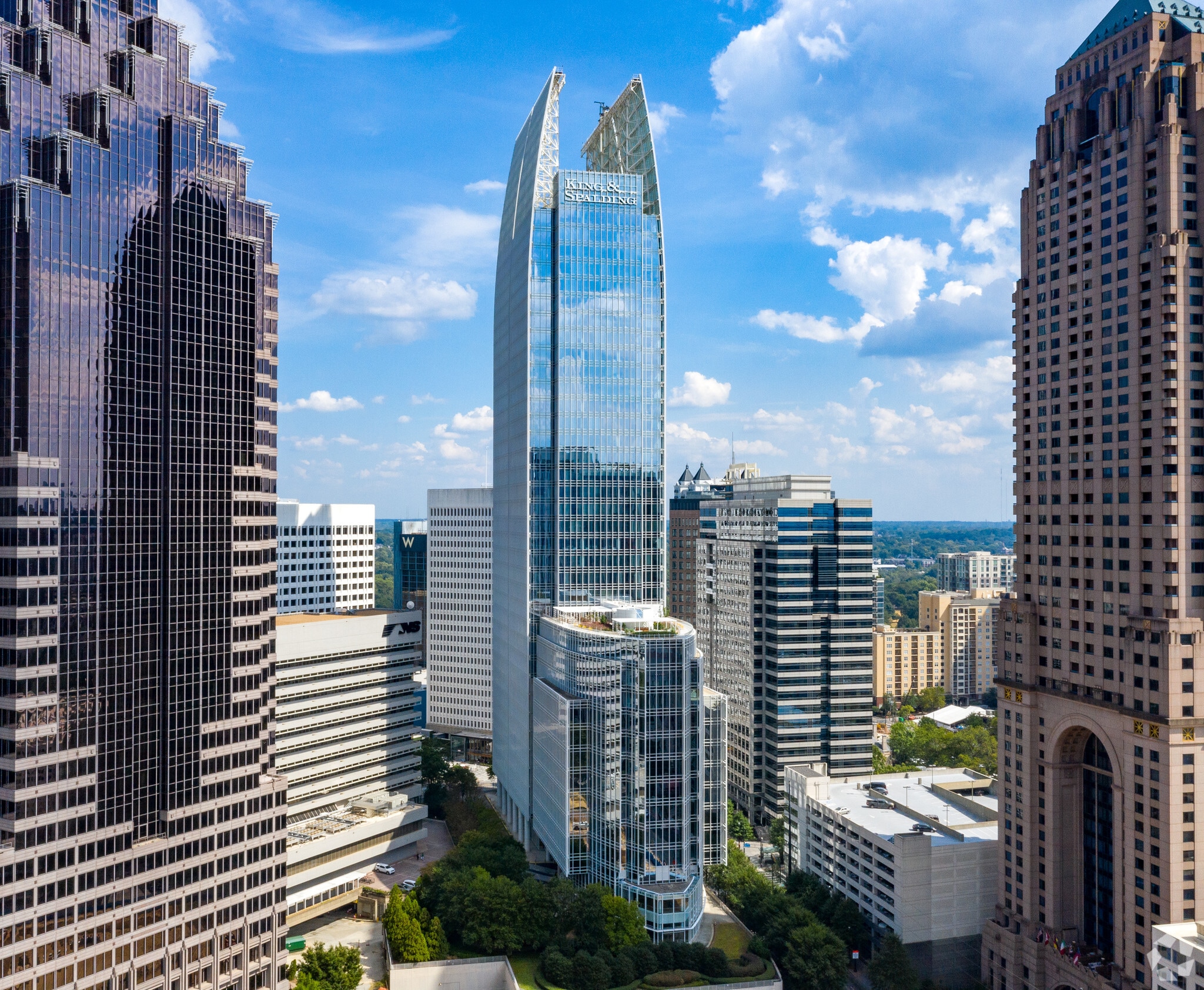 1180 Peachtree St NE, Atlanta, GA à louer Photo principale– Image 1 sur 16