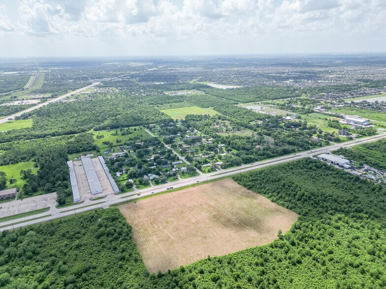 0 CR 48, Manvel, TX à vendre - Photo de l’immeuble – Image 3 sur 11