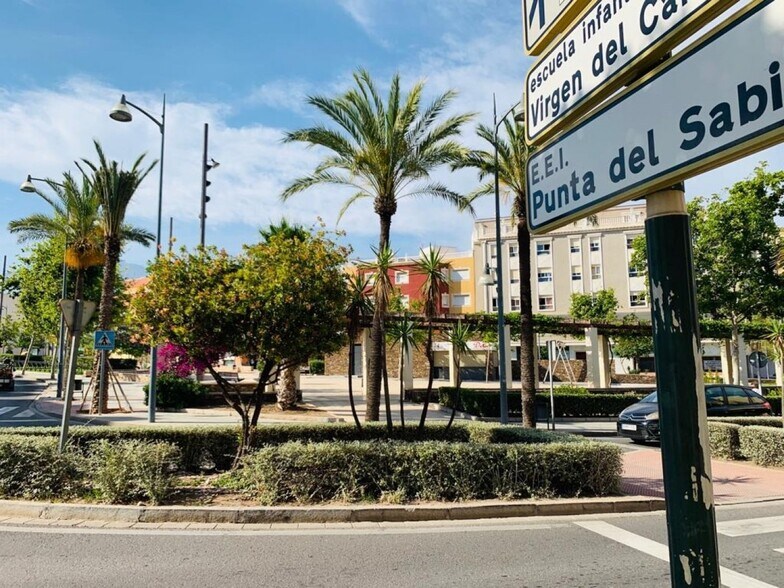Local commercial dans El Ejido, Almería à louer - Photo de l’immeuble – Image 3 sur 24
