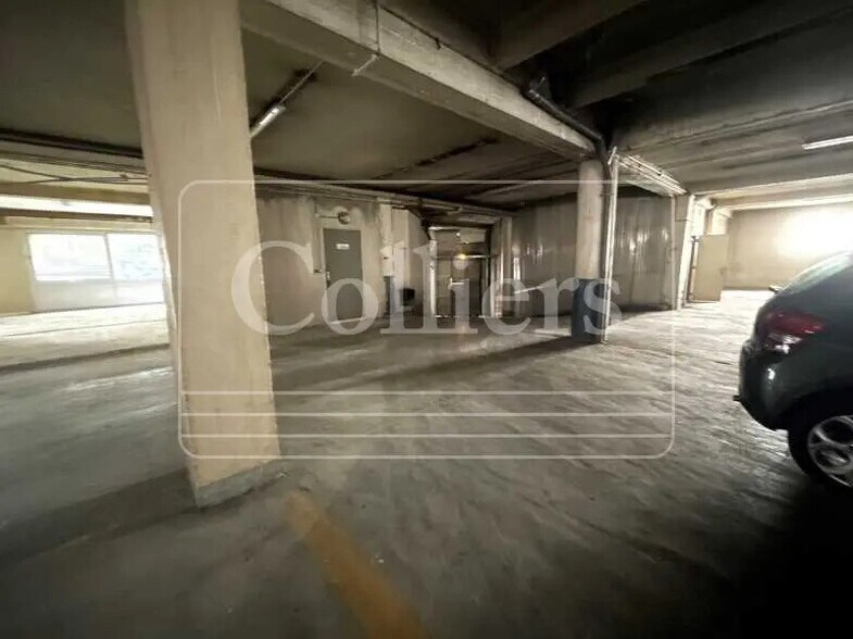 69 Boulevard Notre Dame, Marseille à louer - Photo de l’immeuble – Image 3 sur 8
