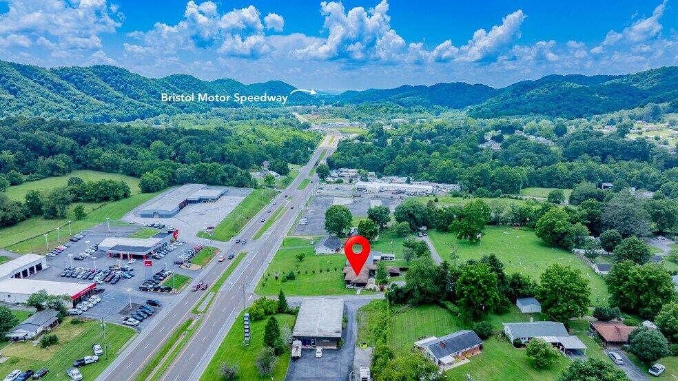 1840 Volunteer Pky, Bristol, TN à vendre - Photo de l’immeuble – Image 2 sur 24